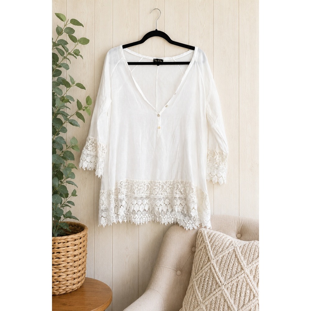 Me & Dee Italy White Lace Trim Boho Tunic Blouse Cotton Boutique Quiet Luxury L